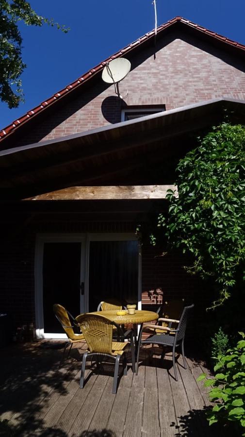 Ferienhaus Im Urigen Garten Bzw Eulenhaus Zingst Dış mekan fotoğraf